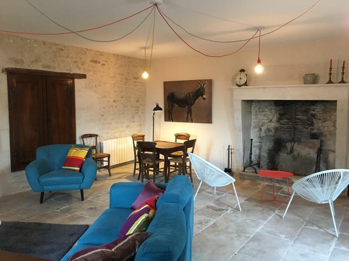 Gites Les Demeures De Valette Azay-le-Brule Εξωτερικό φωτογραφία