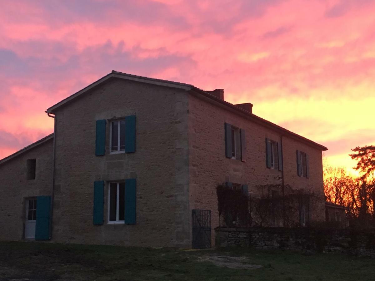 Gites Les Demeures De Valette Azay-le-Brule Εξωτερικό φωτογραφία